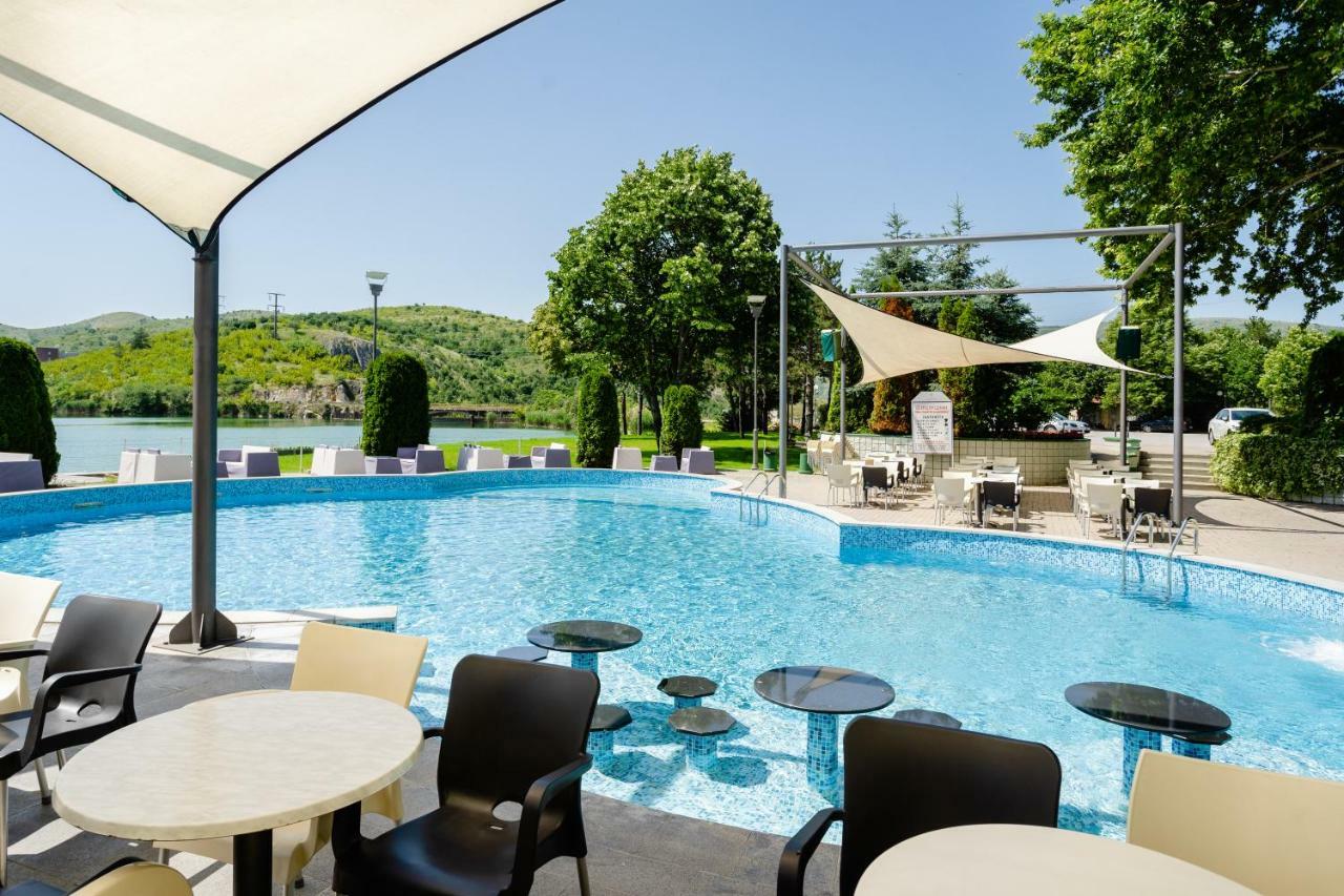 Romantique Veles Hotel Exteriör bild